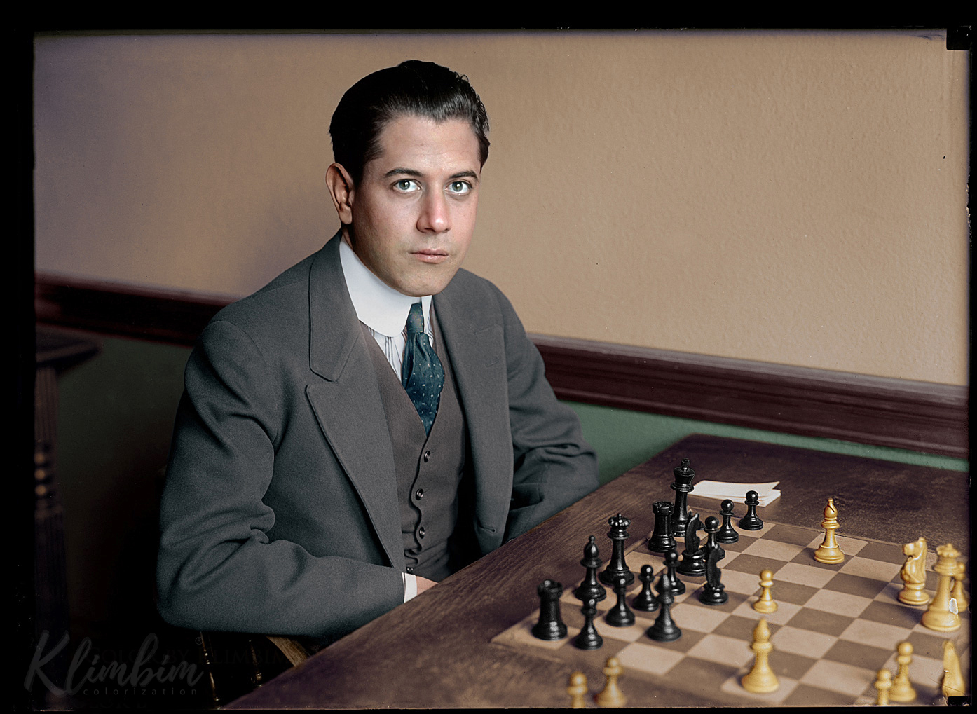 Feliz dia do xadrez! 19/11/2019 - Capablanca x Marshall (1918) 